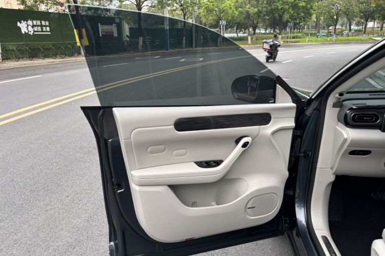 Used Leapmotor C11 2023 Range-Extended 285 Smart Enjoyment Edition Interior 3
