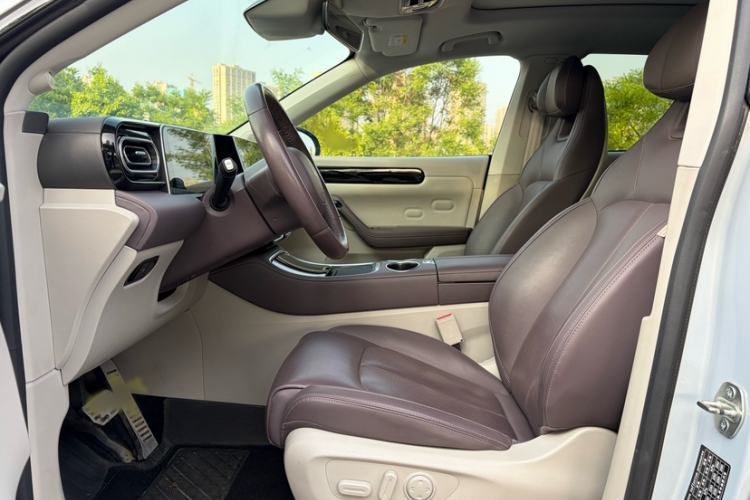 Used Leapmotor C11 2023 Range-Extended 180 Comfort Edition Interior 3