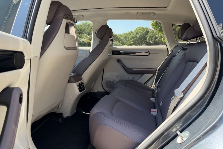 Used Leapmotor C11 2023 Extended-Range 285 Comfort Edition Interior 3