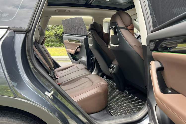Used Leapmotor C11 2023 Range-Extended 200 Comfort Edition Interior 3
