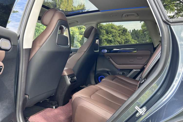 Used Leapmotor C11 2023 Range-Extended 200 Comfort Edition Interior 3