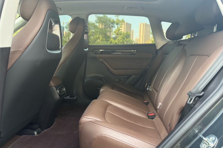 Used Leapmotor C11 2023 Range-Extended 200 Comfort Edition Interior 4