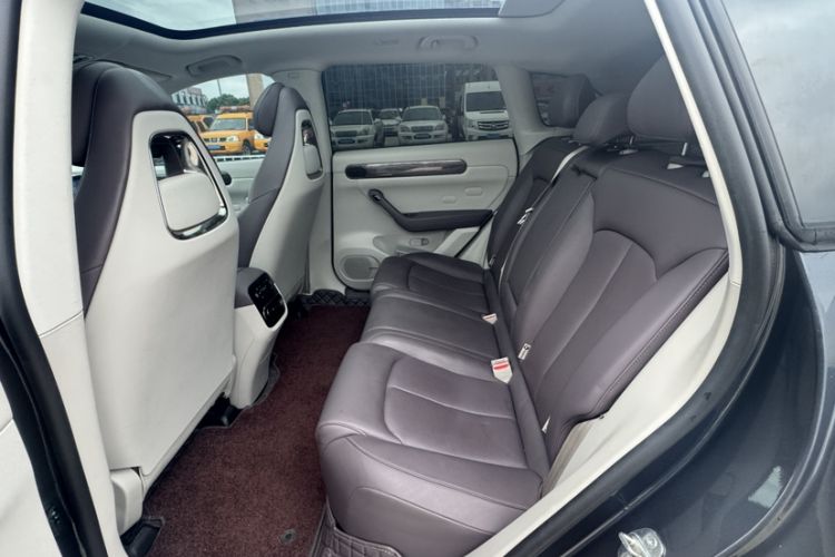 Used Leapmotor C11 2023 Range-Extended 300 Smart Enjoyment Edition Interior 4