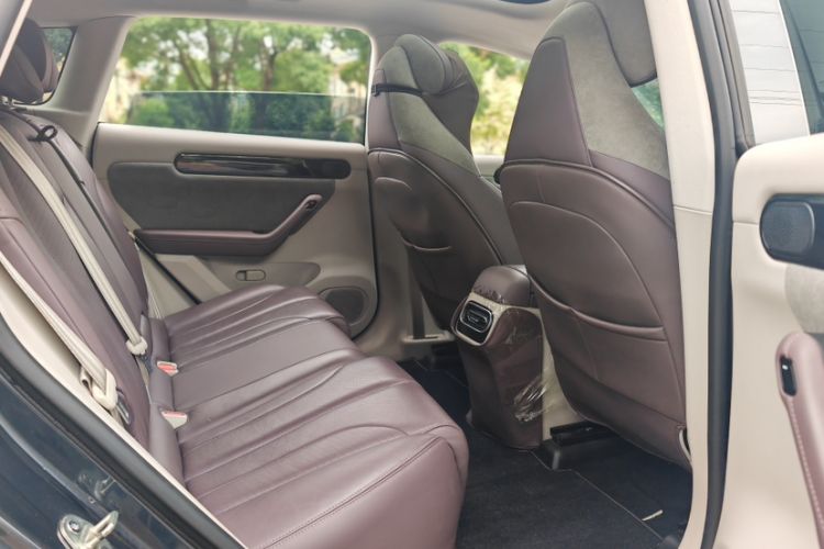 Used Leapmotor C11 2023 Range-Extended 180 Comfort Edition Interior 4