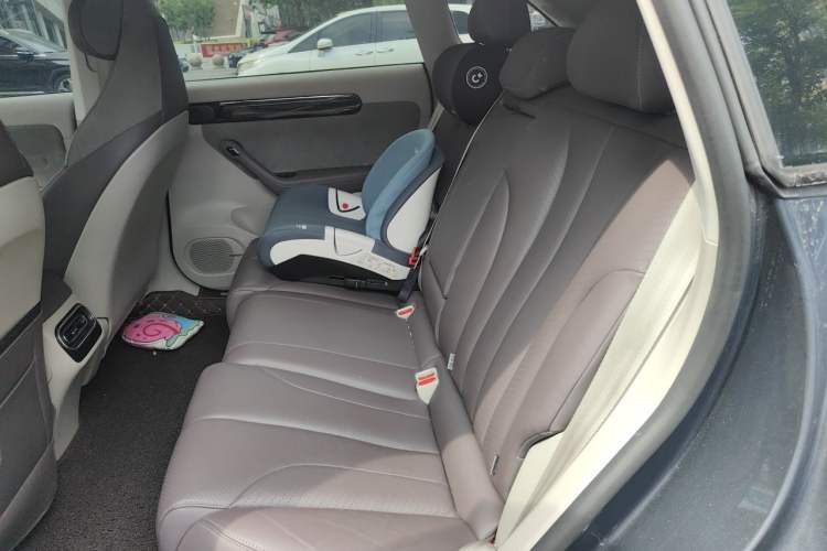 Used Leapmotor C11 2023 Range-Extended 180 Comfort Edition Interior 4