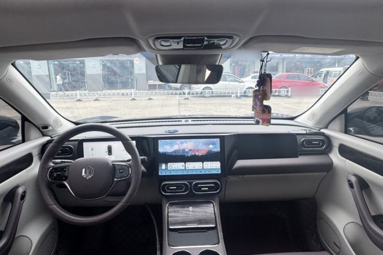 Used Leapmotor C11 2023 Range-Extended 300 Smart Enjoyment Edition Interior 5