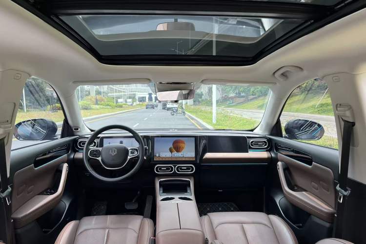 Used Leapmotor C11 2023 Range-Extended 200 Comfort Edition Interior 6