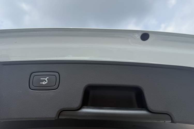 Used Leapmotor C11 2023 Range-Extended 300 Comfort Edition Interior 8