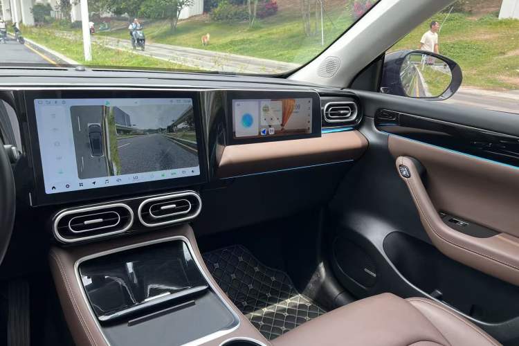 Used Leapmotor C11 2023 Range-Extended 200 Comfort Edition Interior 8