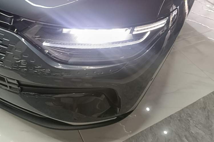 Used Leapmotor C11 2023 Range-Extended 300 Smart Enjoyment Edition Left Front Headlight