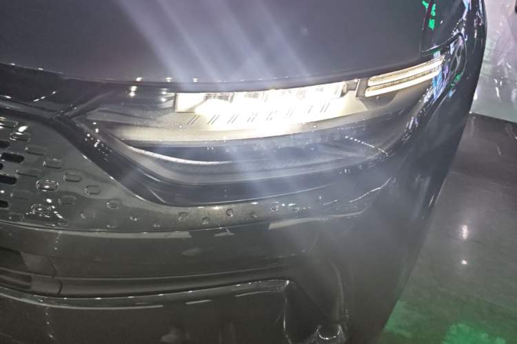 Used Leapmotor C11 2023 Range-Extended 300 Comfort Edition Left Front Headlight