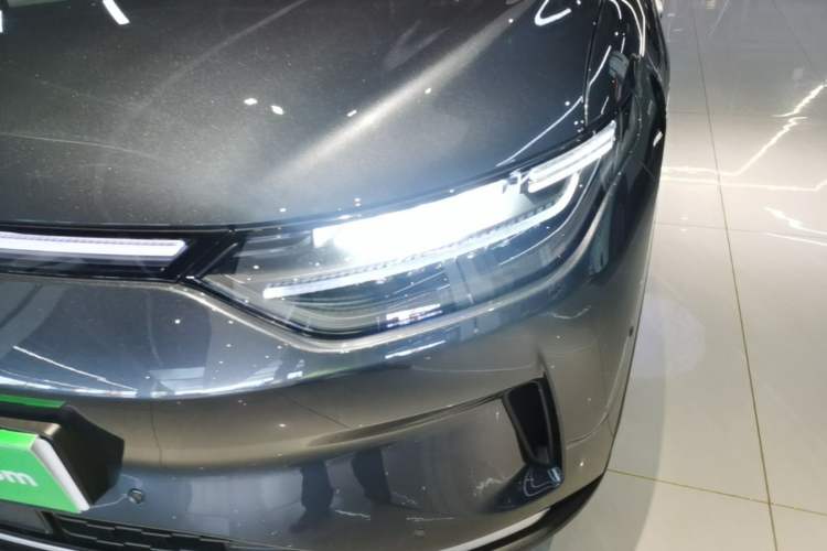 Used Leapmotor C11 2023 Pure Electric 500 Zhixing Edition Left Front Headlight