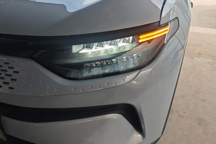 Used Leapmotor C11 2023 Range-Extended 180 Comfort Edition Left Front Headlight