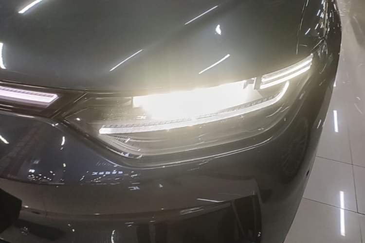 Used Leapmotor C11 2023 Pure Electric 500 Smart Edition Left Front Headlight