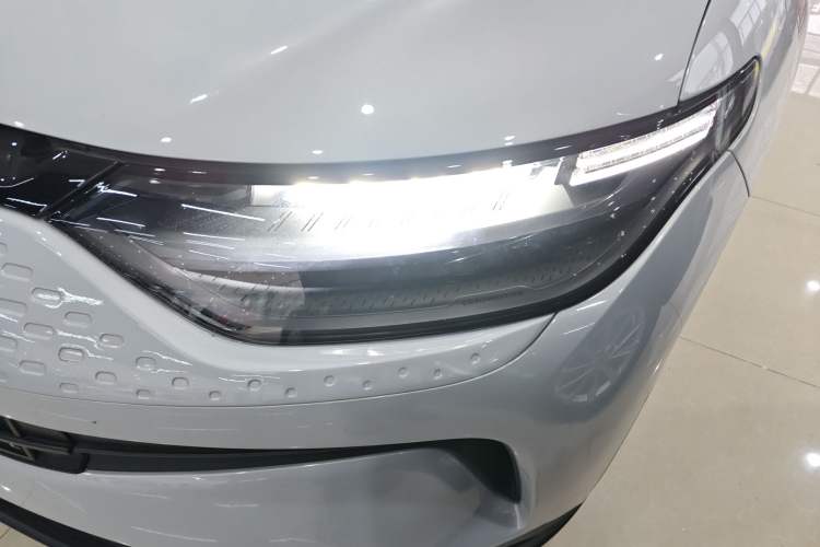 Used Leapmotor C11 2023 Extended-Range 285 Comfort Edition Left Front Headlight