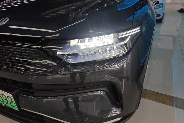 Used Leapmotor C11 2023 Range-Extended 285 Smart Enjoyment Edition Left Front Headlight