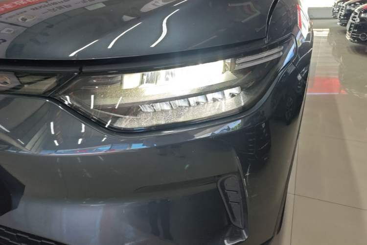 Used Leapmotor C11 2023 Pure Electric 500 Comfort Edition Left Front Headlight