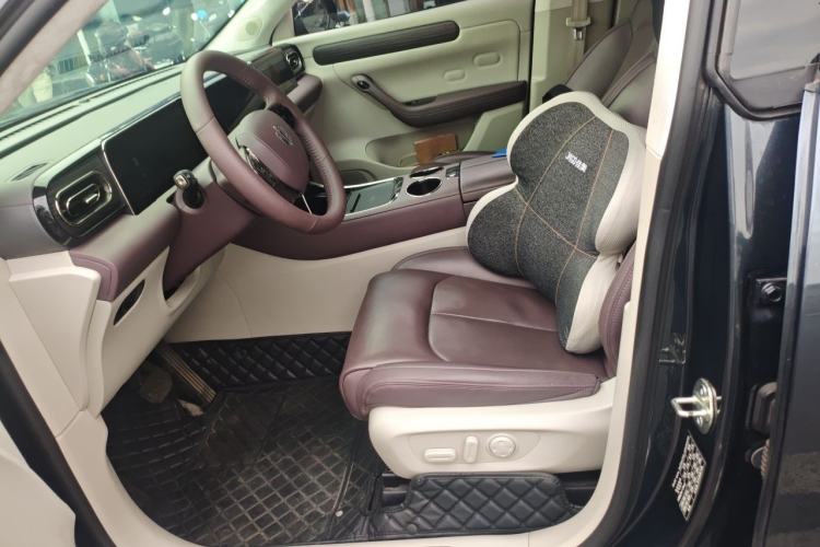 Used Leapmotor C11 2023 Pure Electric 580 All-Wheel-Drive Performance Edition Left Front Seat