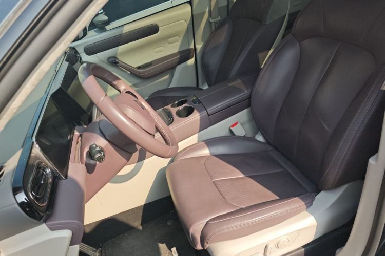 Used Leapmotor C11 2023 Pure Electric 580 All-Wheel-Drive Performance Edition Left Front Seat