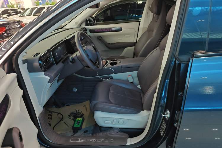 Used Leapmotor C11 2023 Range-Extended 285 Smart Enjoyment Edition Left Front Seat