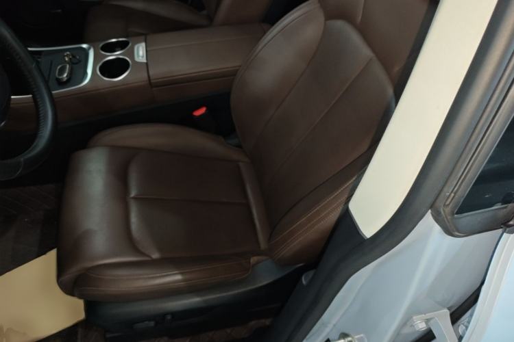 Used Leapmotor C11 2023 Range-Extended 180 Comfort Edition Left Front Seat