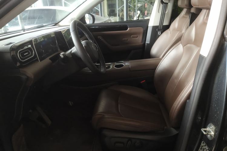 Used Leapmotor C11 2023 Extended-Range 285 Comfort Edition Left Front Seat