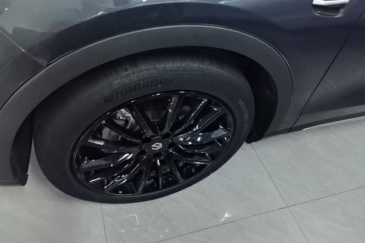 Used Leapmotor C11 2023 Range-Extended 285 Smart Enjoyment Edition Left Front Wheel Hub