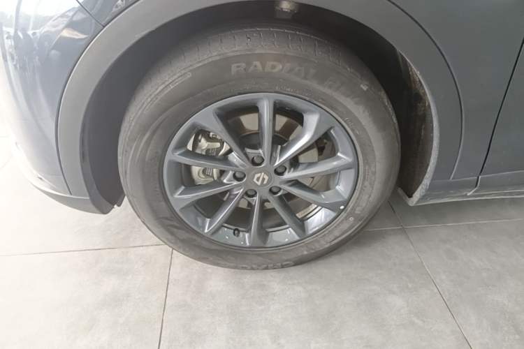 Used Leapmotor C11 2023 Range-Extended 180 Comfort Edition Left Front Wheel Hub