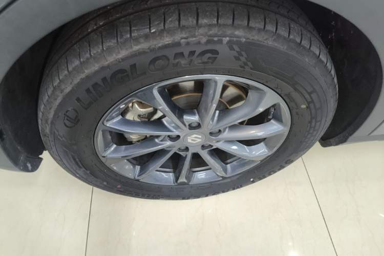 Used Leapmotor C11 2023 Extended-Range 285 Comfort Edition Left Front Wheel Hub