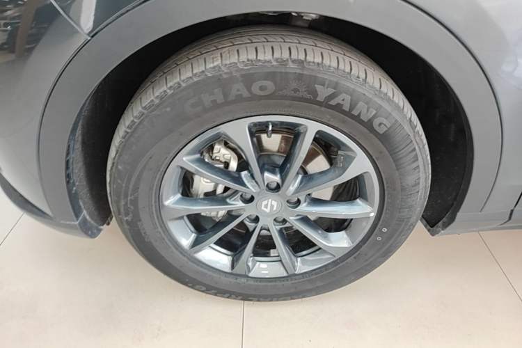 Used Leapmotor C11 2023 Range-Extended 300 Comfort Edition Left Front Wheel Hub
