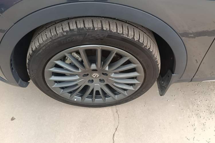 Used Leapmotor C11 2023 Range-Extended 285 Smart Enjoyment Edition Left Front Wheel Hub