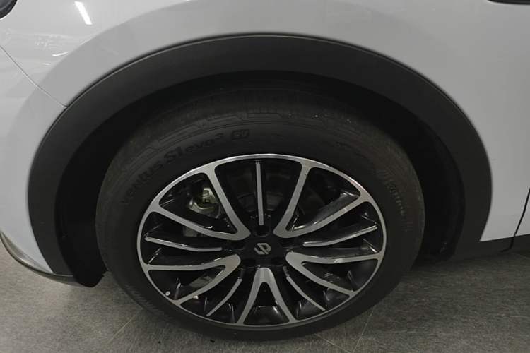 Used Leapmotor C11 2023 Range-Extended 180 Comfort Edition Left Front Wheel Hub