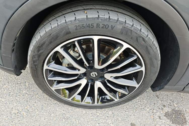 Used Leapmotor C11 2023 Extended-Range 285 Comfort Edition Left Front Wheel Hub