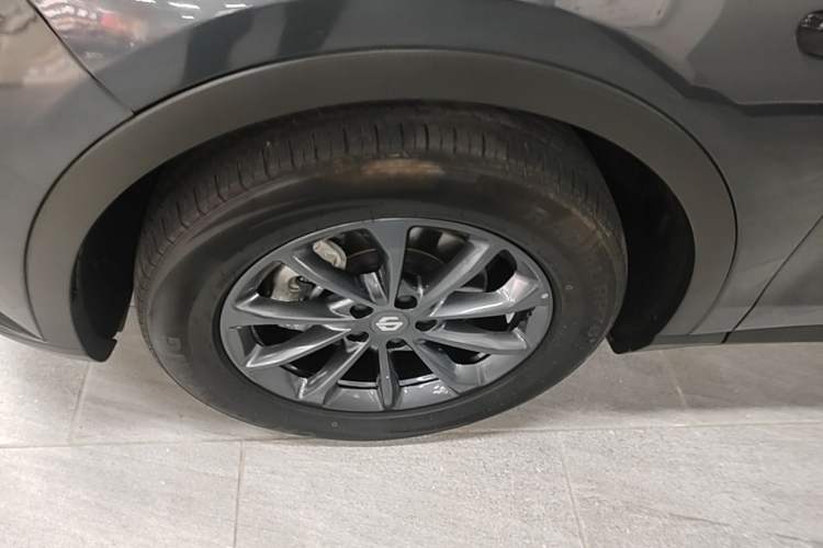 Used Leapmotor C11 2023 Range-Extended 200 Comfort Edition Left Front Wheel Hub