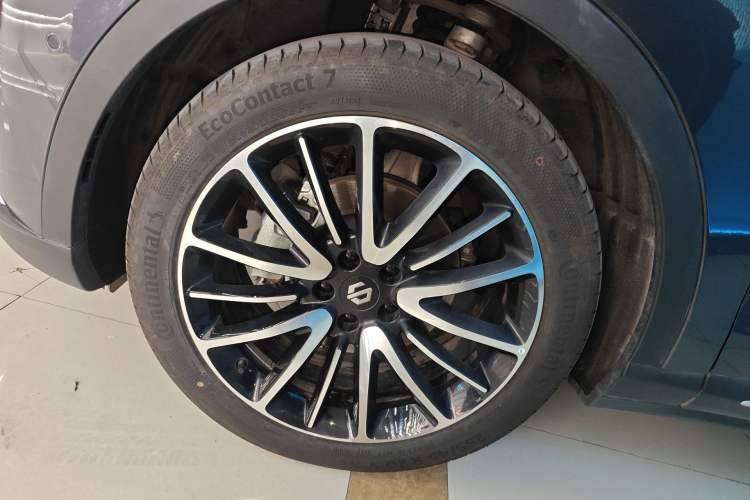 Used Leapmotor C11 2023 Range-Extended 285 Smart Enjoyment Edition Left Front Wheel Hub