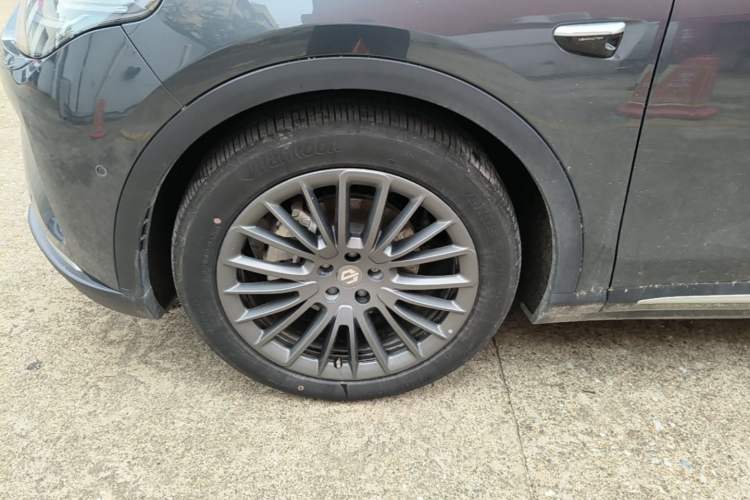 Used Leapmotor C11 2023 Range-Extended 285 Smart Enjoyment Edition Left Front Wheel Hub