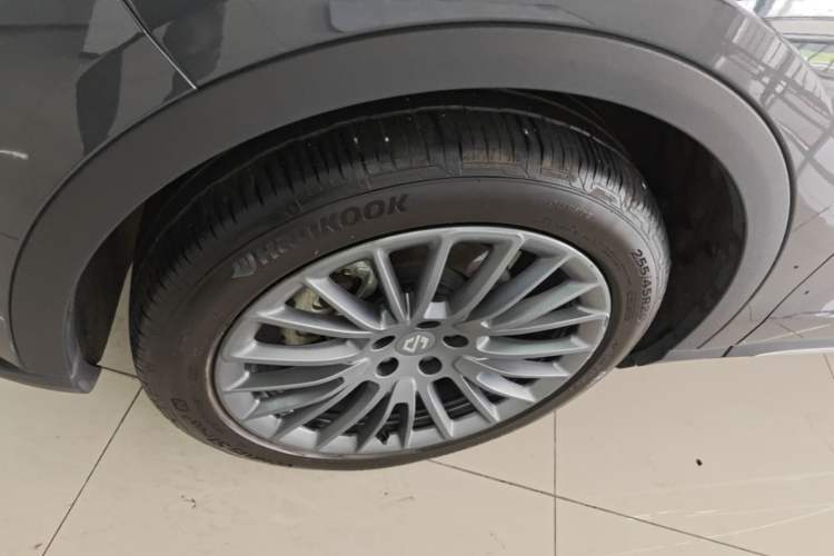 Used Leapmotor C11 2023 Range-Extended 300 Smart Enjoyment Edition Left Front Wheel Hub