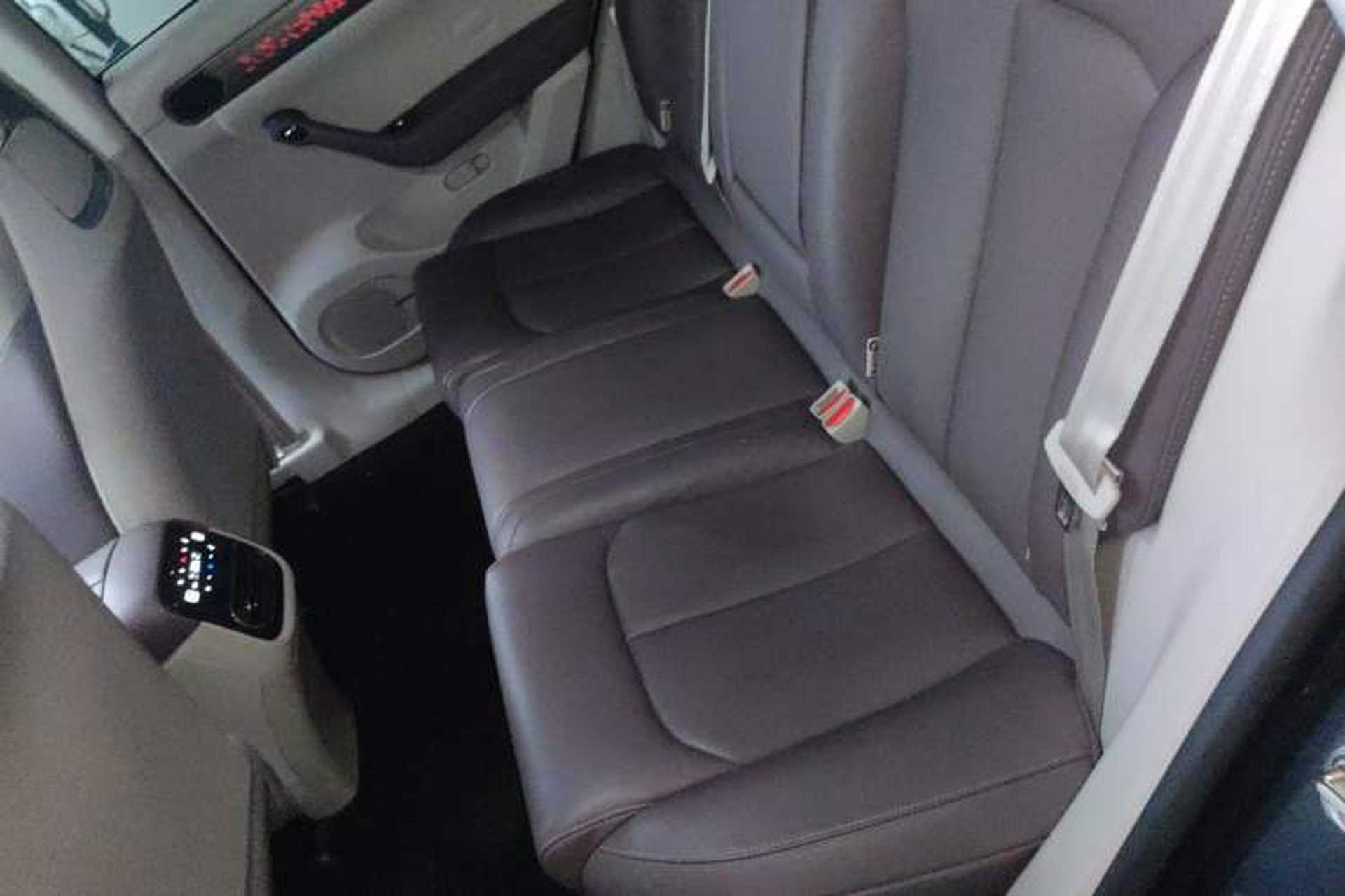 Used Leapmotor C11 2023 Pure Electric 580 All-Wheel-Drive Performance Edition Left Rear Seat