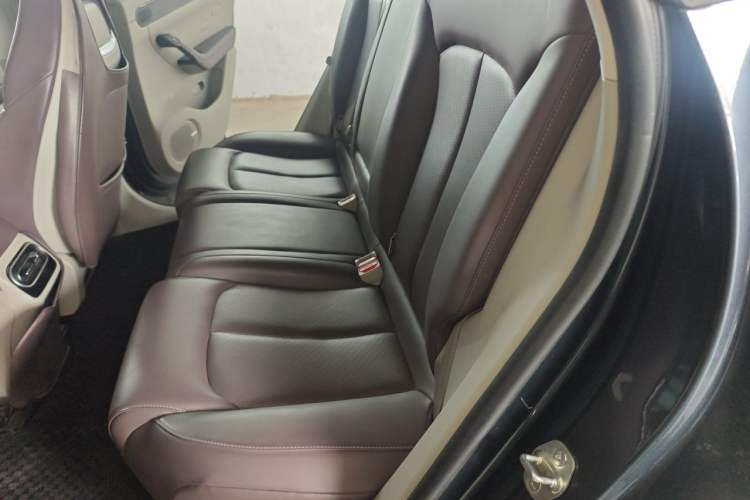 Used Leapmotor C11 2023 Extended-Range 285 Comfort Edition Left Rear Seat
