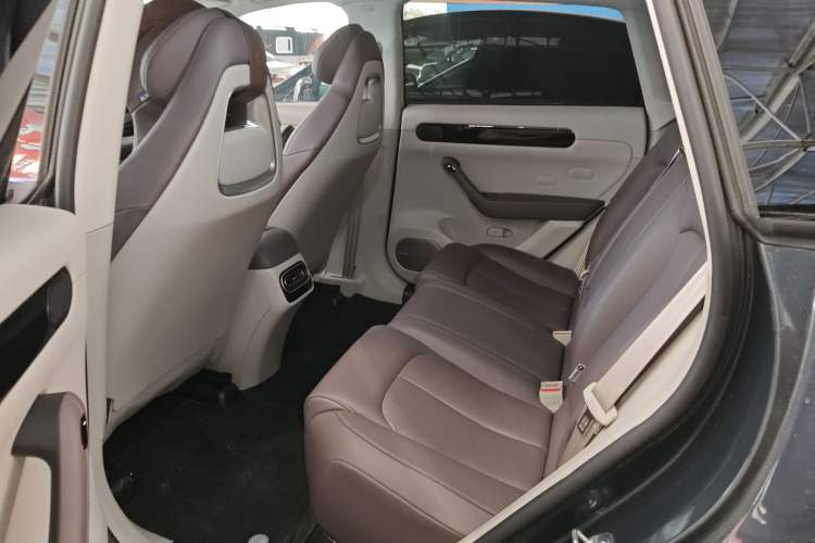 Used Leapmotor C11 2023 Range-Extended 200 Comfort Edition Left Rear Seat