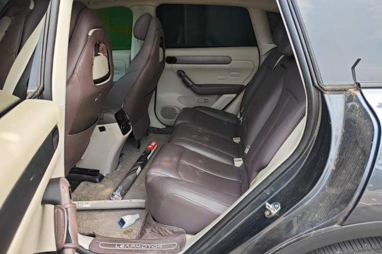 Used Leapmotor C11 2023 Pure Electric 500 Smart Edition Left Rear Seat