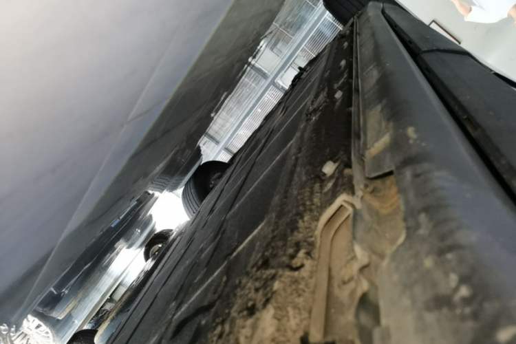 Used Leapmotor C11 2023 Pure Electric 500 Comfort Edition Left Side Sill