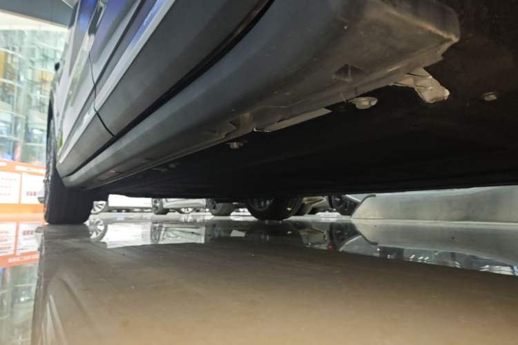 Used Leapmotor C11 2023 Pure Electric 500 Smart Edition Left Side Sill