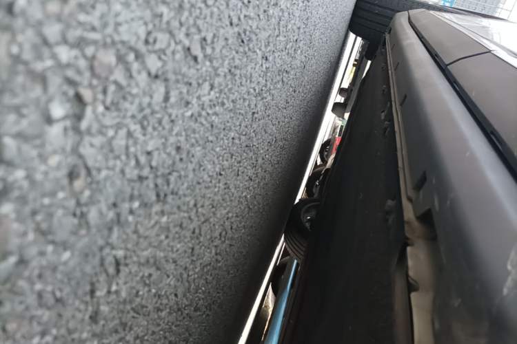 Used Leapmotor C11 2023 Pure Electric 500 Comfort Edition Left Side Sill
