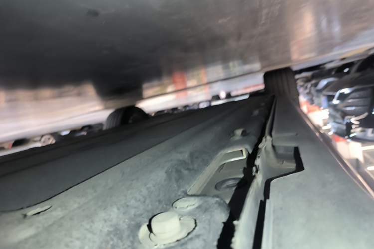 Used Leapmotor C11 2023 Pure Electric 500 Smart Edition Left Side Sill