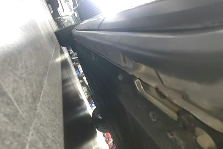 Used Leapmotor C11 2023 Pure Electric 500 Smart Edition Left Side Sill