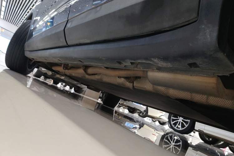 Used Leapmotor C11 2023 Range-Extended 180 Comfort Edition Left Side Sill