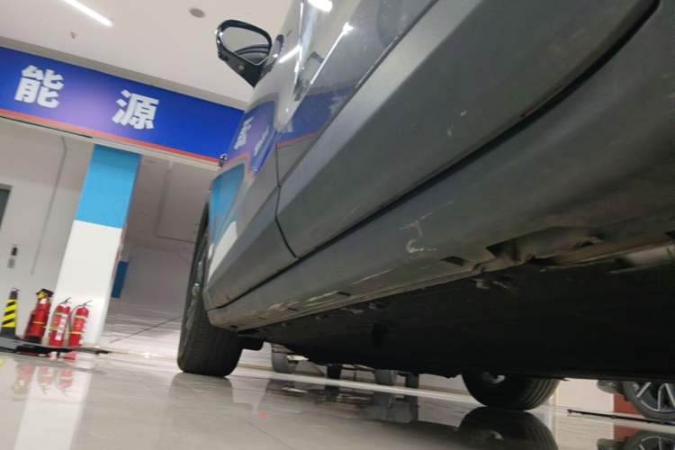 Used Leapmotor C11 2023 Pure Electric 500 Comfort Edition Left Side Sill