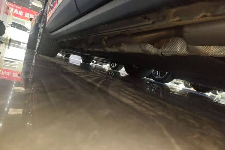 Used Leapmotor C11 2023 Extended-Range 285 Comfort Edition Left Side Sill