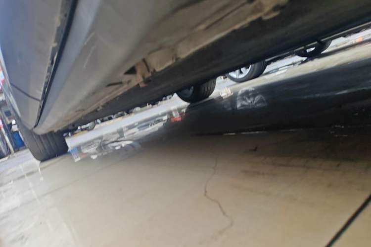 Used Leapmotor C11 2023 Pure Electric 500 Comfort Edition Left Side Sill